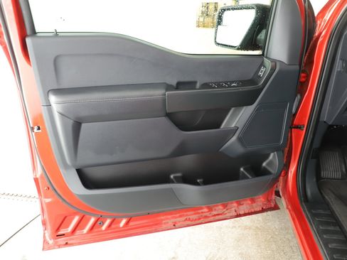 Used 2023 Ford F150 XL w/ STX Appearance Package RWD image 9