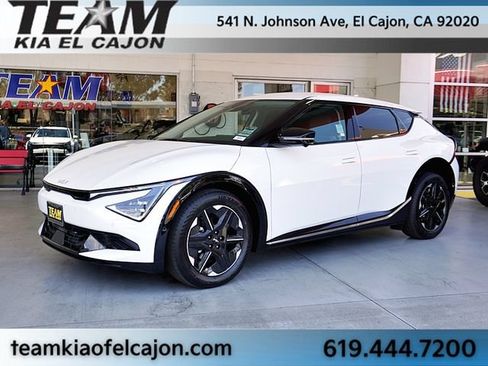 New 2026 Kia EV6 Wind RWD image 5