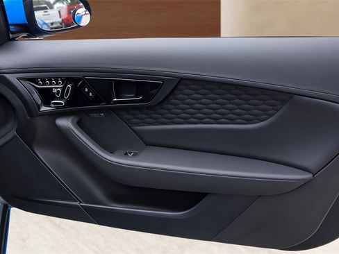 Used 2023 Jaguar F-TYPE R image 26