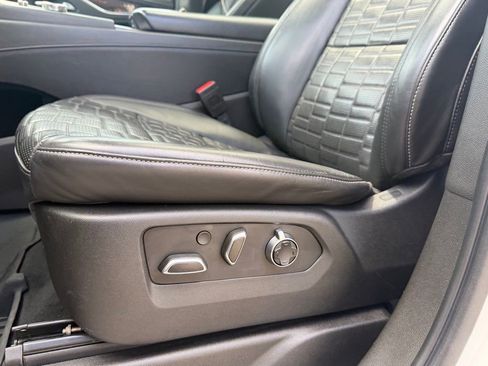 Used 2021 Cadillac Escalade Sport Platinum AWD/4WD image 40