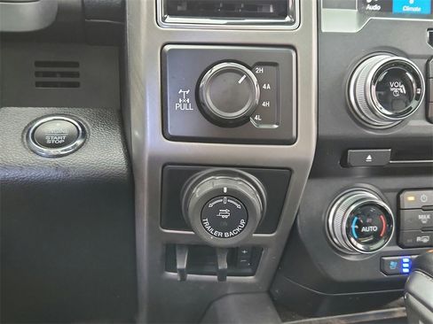 Used 2018 Ford F150 Limited w/ Trailer Tow Package image 23