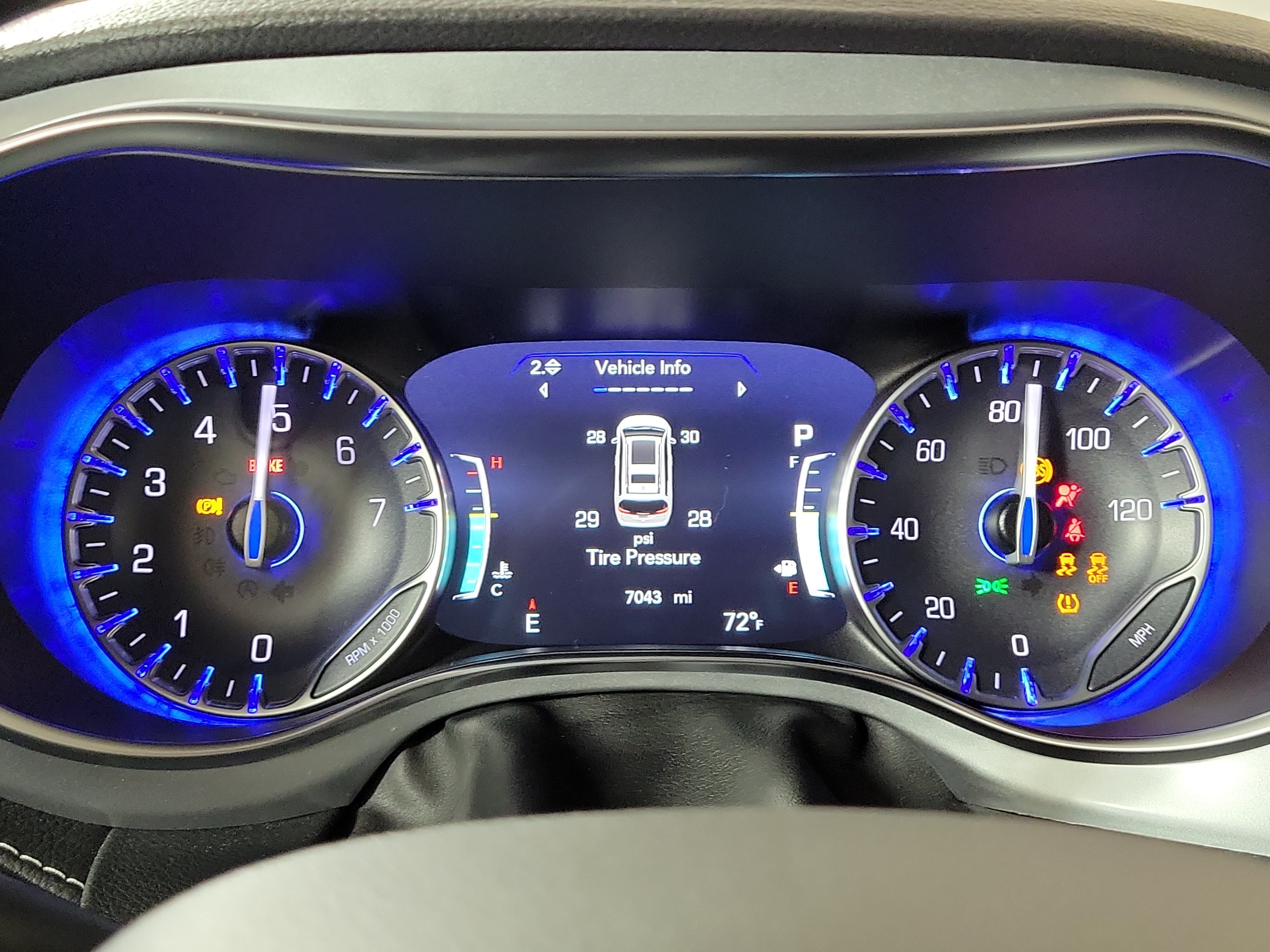 Used 2026 Chrysler Pacifica Limited w/ S Appearance Package FWD image 17