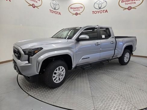 New 2025 Toyota Tacoma SR5 image 2