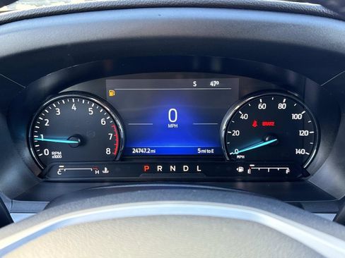 Used 2023 Ford Explorer XLT w/ Equipment Group 202A image 11