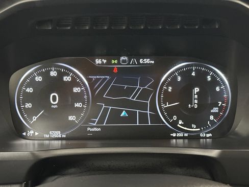 Used 2020 Volvo XC90 T6 Momentum w/ Protection Package Premier image 26