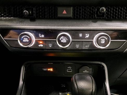 Used 2025 Honda CR-V LX image 32