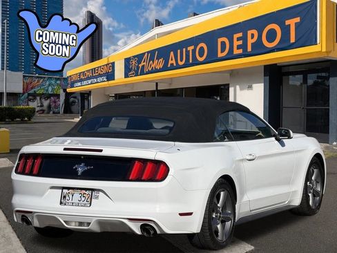 Used 2017 Ford Mustang Convertible w/ Equipment Group 051A RWD image 5