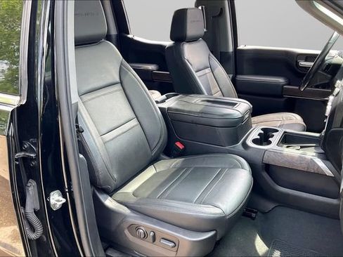 Used 2021 GMC Sierra 1500 Denali w/ Denali Premium Package AWD/4WD image 7