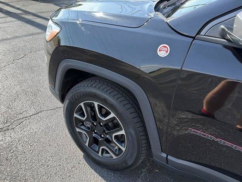 Used 2019 Jeep Compass Trailhawk AWD/4WD image 12