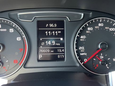 Used 2018 Audi Q3 2.0T Premium w/ Convenience Package FWD image 15