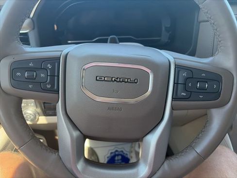 Used 2024 GMC Yukon XL Denali w/ Denali Reserve Package AWD/4WD image 22
