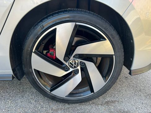 Used 2022 Volkswagen GTI S FWD image 12