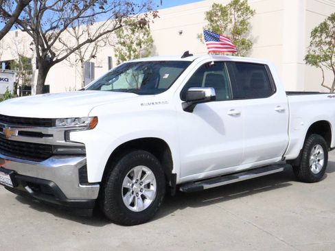 Used 2019 Chevrolet Silverado 1500 LT image 3