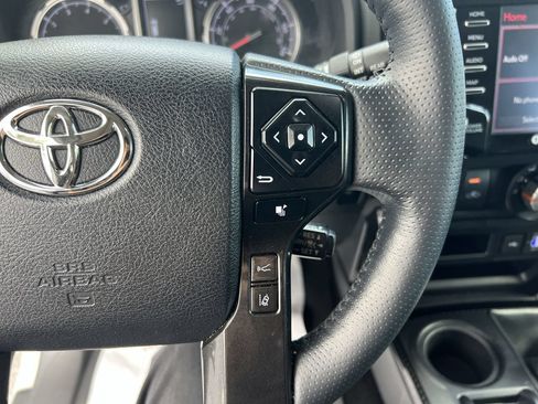 Used 2024 Toyota 4Runner TRD Off-Road Premium w/ Off Road Premium Plus Package AWD/4WD image 20