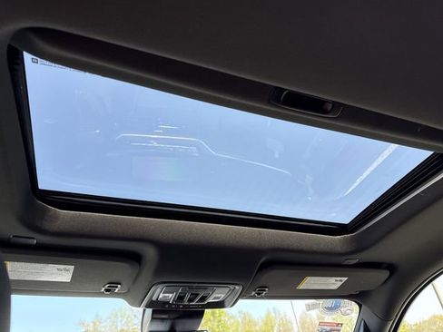 New 2026 Chevrolet Silverado 1500 High Country image 18