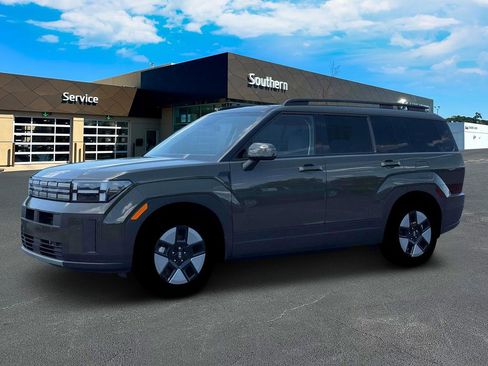 New 2026 Hyundai Santa Fe SEL image 2