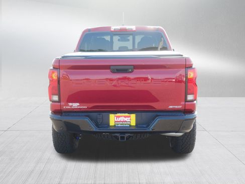 Used 2025 Chevrolet Colorado ZR2 w/ Technology Package AWD/4WD image 6