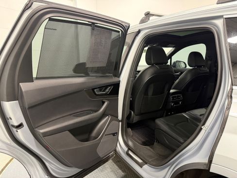 Used 2019 Audi Q7 3.0T Premium Plus image 28