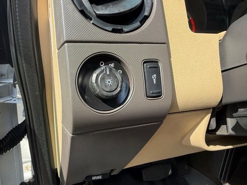 Used 2016 Ford F250 XLT w/ FX4 Off-Road Package AWD/4WD image 19