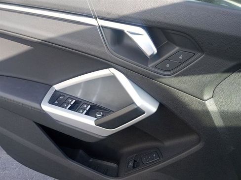 Used 2023 Audi Q3 2.0T Premium image 22