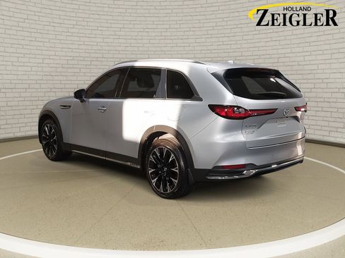 Used 2024 MAZDA CX-90 Plug-In Hybrid w/ Premium Pkg image 7