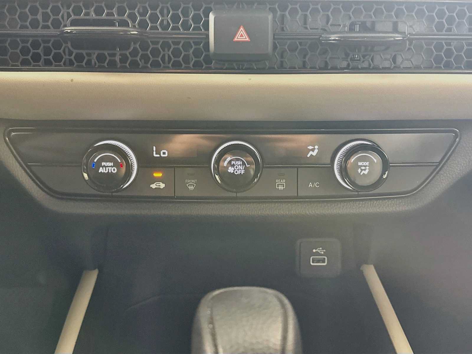 Used 2025 Honda HR-V LX image 15