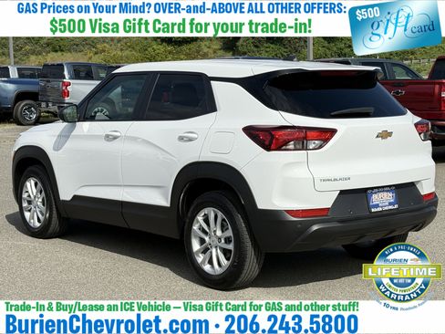 Used 2024 Chevrolet TrailBlazer LS w/ LS Convenience Package FWD image 3