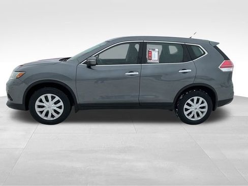 Used 2014 Nissan Rogue S image 4