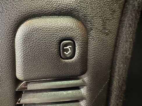 Used 2021 Dodge Durango R/T w/ Technology Group AWD/4WD image 10