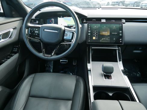 Used 2025 Land Rover Range Rover Velar Dynamic SE image 20