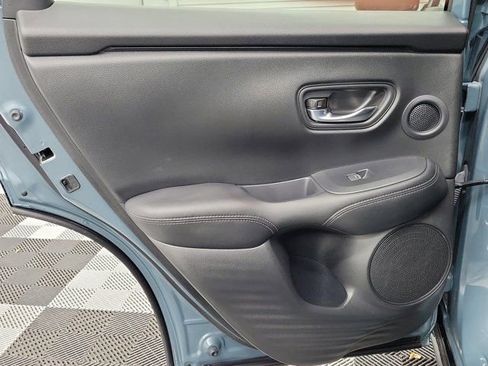 Certified 2024 Honda HR-V EX-L image 17