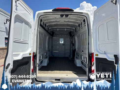 Used 2025 Ford Transit 250 148 High Roof Extended AWD image 18