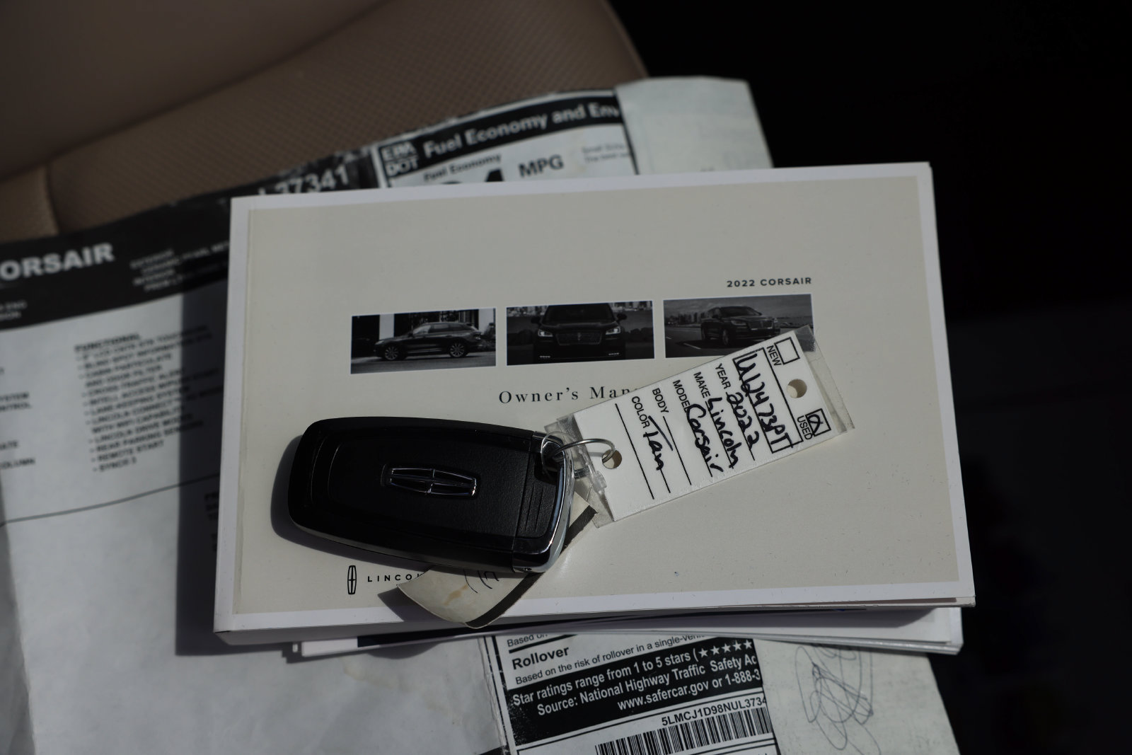 Used 2022 Lincoln Corsair AWD w/ Premium Package image 35