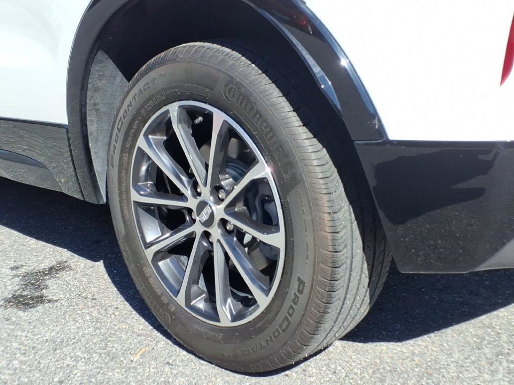 Used 2024 Cadillac XT4 Sport FWD image 9