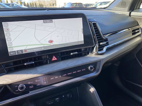Used 2025 Kia Sportage X-Line image 30