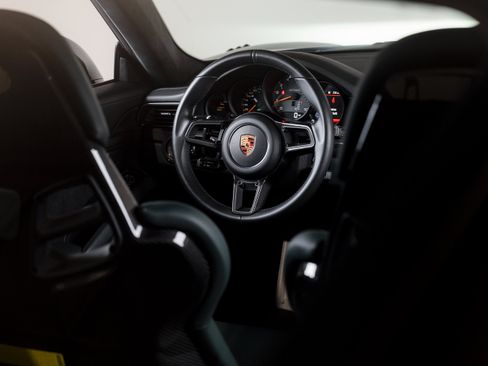 Certified 2019 Porsche 911 GT3 RS RWD image 44