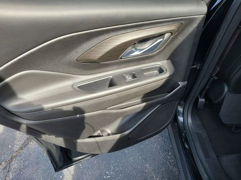 Certified 2023 GMC Terrain SLT FWD image 16