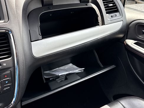 Used 2019 Dodge Grand Caravan GT image 20