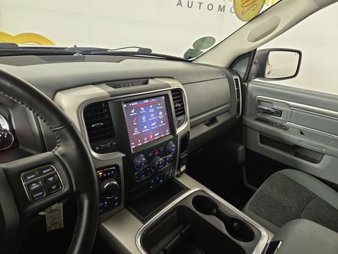 Certified 2019 RAM 1500 Big Horn image 24