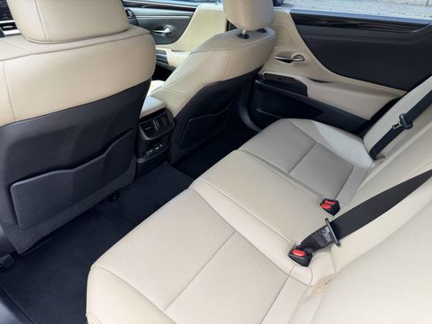 Used 2021 Lexus ES 350 w/ Premium Package FWD image 13