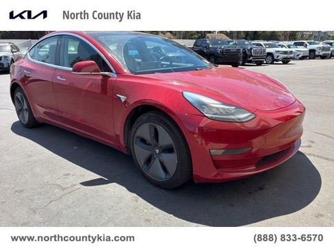 Used 2018 Tesla Model 3 Long Range image 1