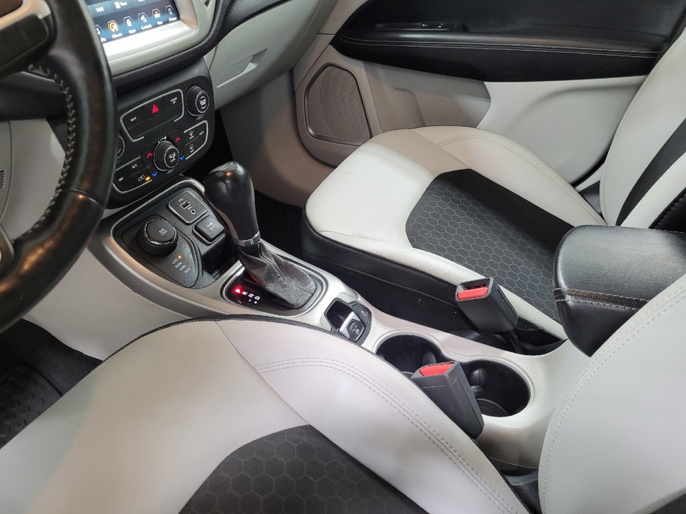 Used 2018 Jeep Compass Latitude w/ Popular Equipment Group AWD/4WD image 26