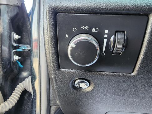 Used 2014 Jeep Grand Cherokee Limited image 21