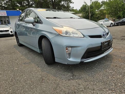 Used 2014 Toyota Prius Two FWD image 7