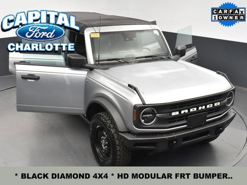 Used 2023 Ford Bronco Black Diamond image 33