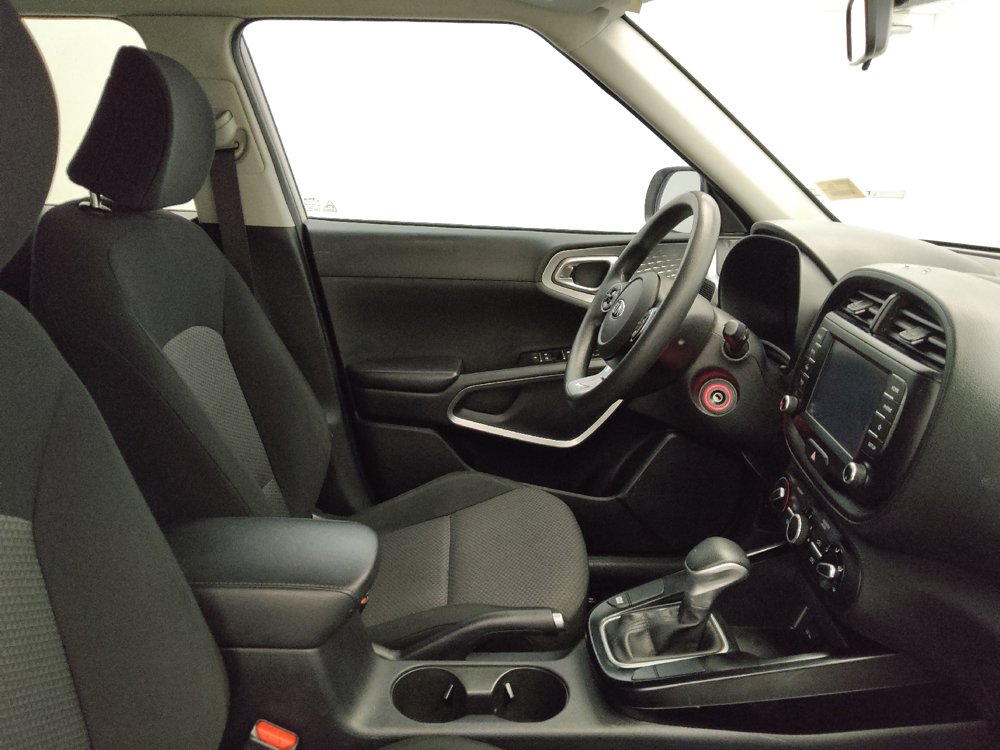 Used 2021 Kia Soul LX FWD image 21