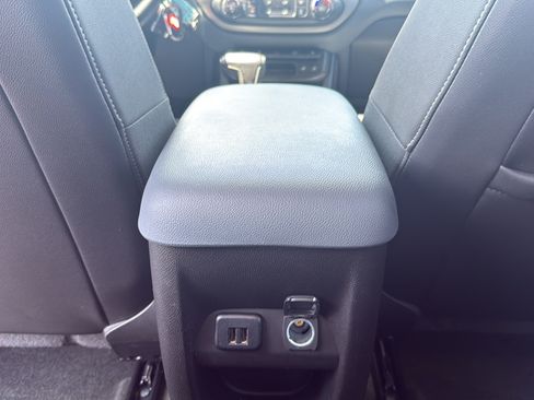 Used 2015 Chevrolet Colorado Z71 AWD/4WD image 39