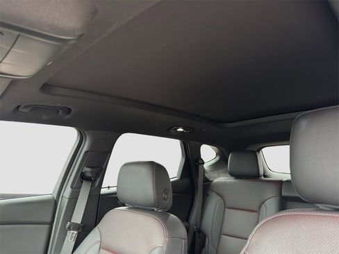 Used 2023 Chevrolet Blazer RS w/ Driver Confidence II Package image 7