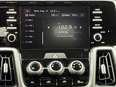 Used 2022 Kia Sorento LX AWD/4WD image 12