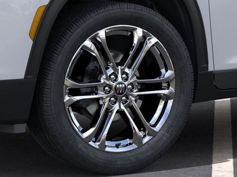 New 2026 Buick Enclave Preferred w/ LPO, Floor Liner Package image 9